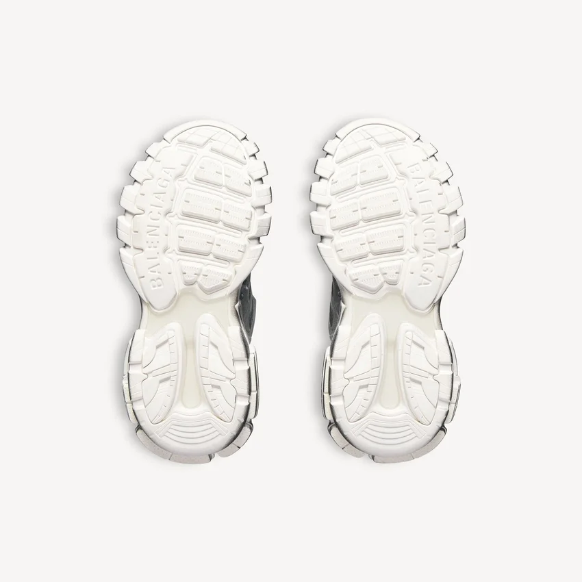 Women’s track stencil logo sneaker in black/white Women’s track stencil logo sneaker in black/white